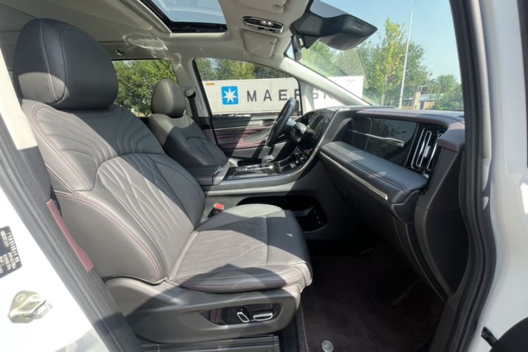 Used GAC Trumpchi M8 2024 Master Series 400T Ultimate Edition Interior 8