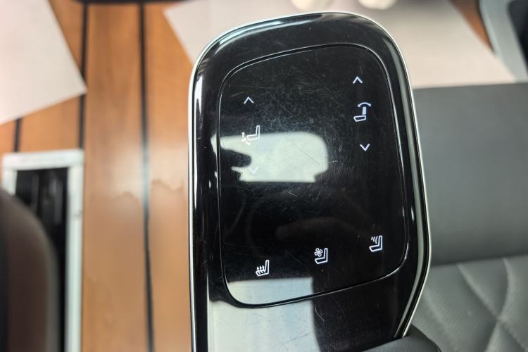 Used GAC Trumpchi M8 2024 Master Series 400T Prestige Edition Interior 9