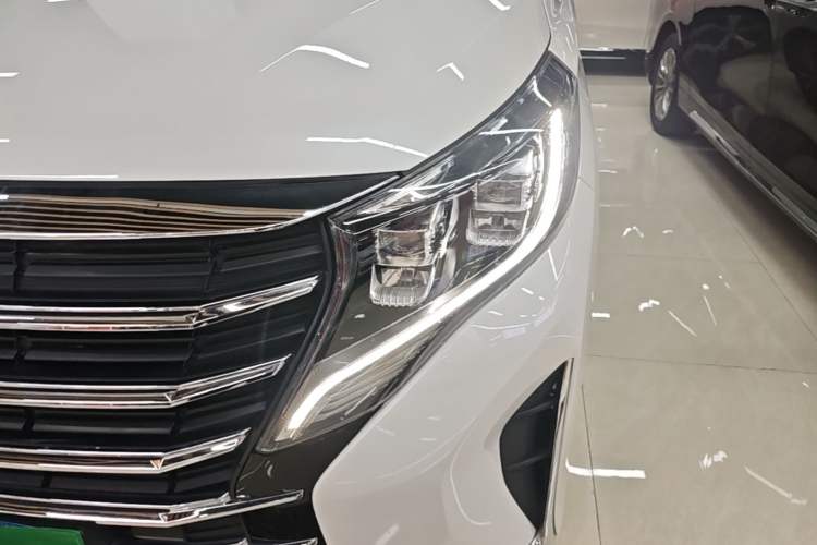Used GAC Trumpchi M8 2024 Lingxiu Series 390T Deluxe Edition Left Front Headlight