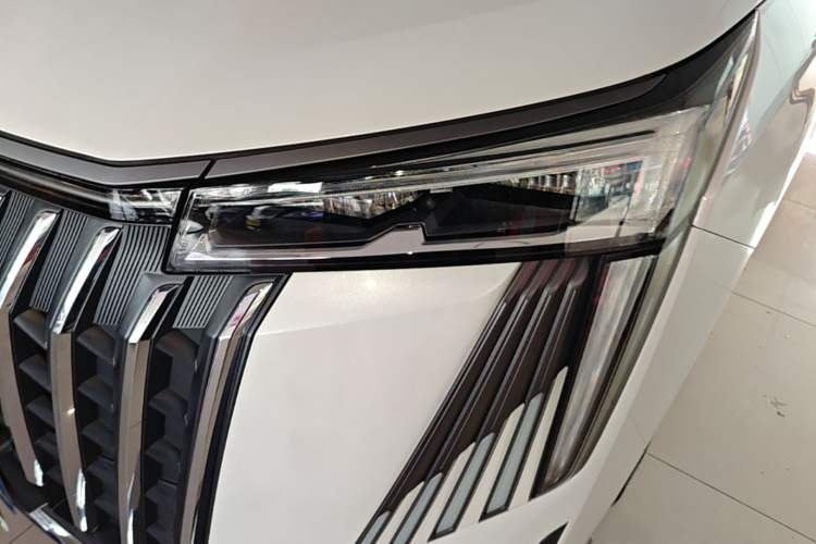 Used GAC Trumpchi M8 2024 Master Series Super Hybrid Edition Left Front Headlight