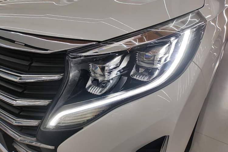 Used GAC Trumpchi M8 2024 Lingxiu Series 390T Luxury Edition Left Front Headlight