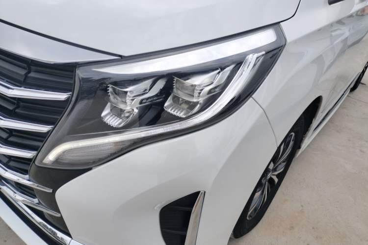 Used GAC Trumpchi M8 2024 Lingxiu Series 390T Deluxe Edition Left Front Headlight