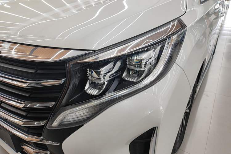 Used GAC Trumpchi M8 2024 Lingxiu Series 390T Luxury Edition Left Front Headlight