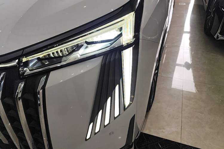 Used GAC Trumpchi M8 2024 Master Series 400T Ultimate Edition Left Front Headlight
