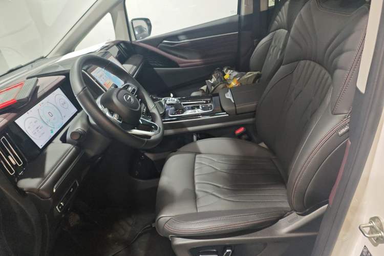 Used GAC Trumpchi M8 2024 Master Series 400T Prestige Edition Left Front Seat