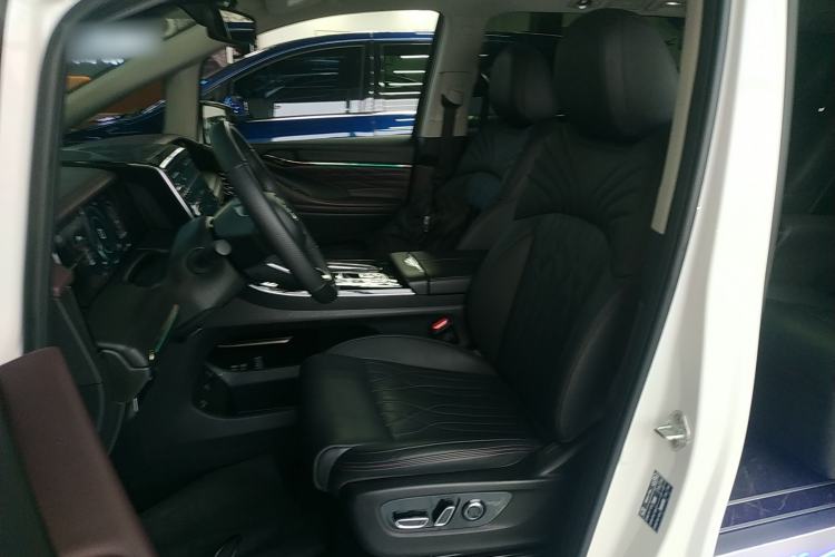 Used GAC Trumpchi M8 2024 Master Series 400T Ultimate Edition Left Front Seat