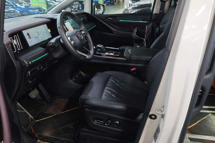 Used GAC Trumpchi M8 2024 Master Series 400T Ultimate Edition Left Front Seat