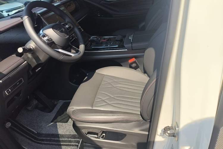 Used GAC Trumpchi M8 2024 Master Series 400T Prestige Edition Left Front Seat