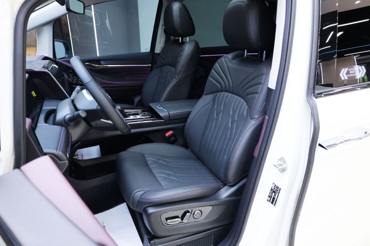Used GAC Trumpchi M8 2024 Master Series Super Hybrid Edition Left Front Seat