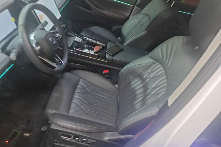 Used GAC Trumpchi M8 2024 Master Series 400T Ultimate Edition Left Front Seat