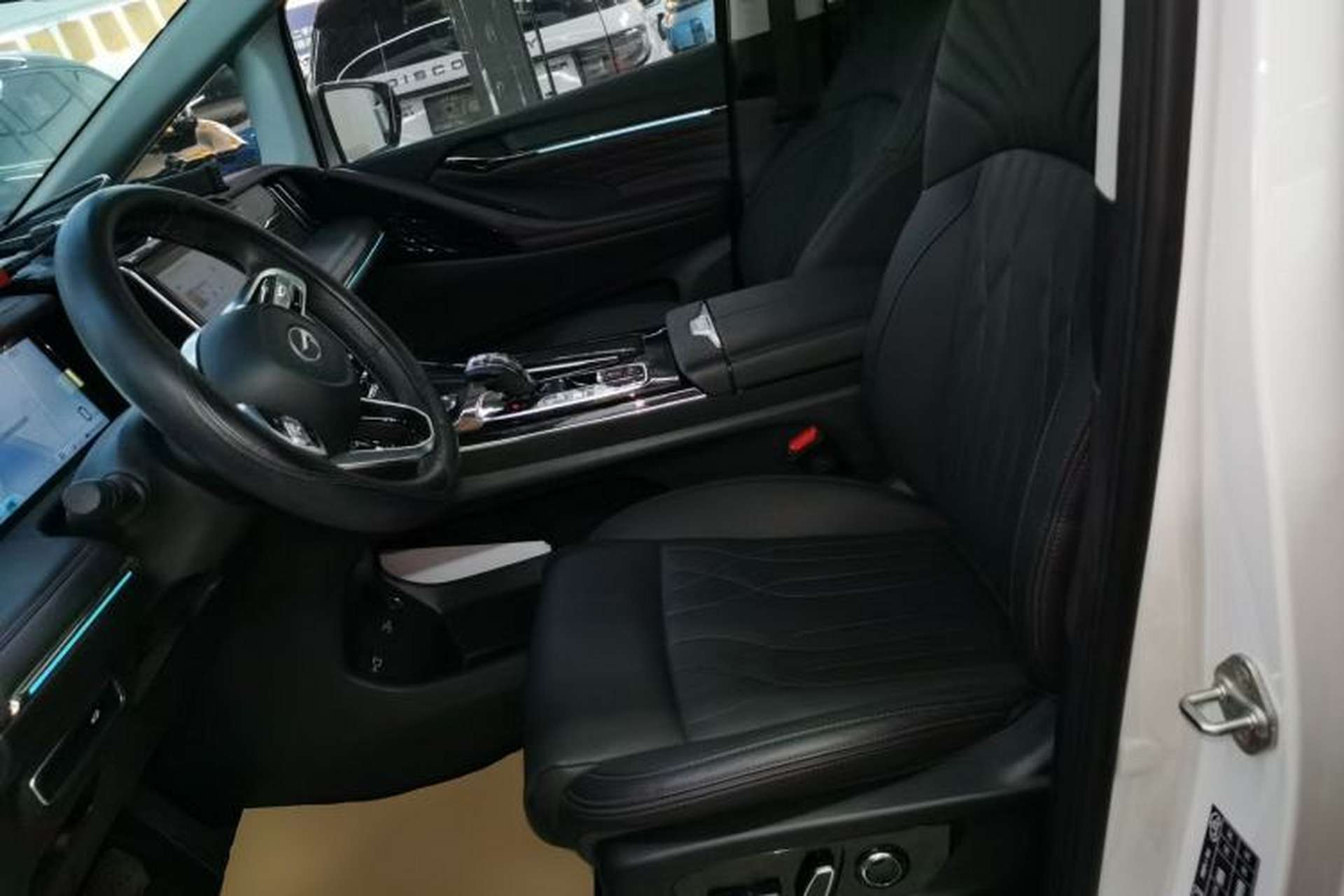 Used GAC Trumpchi M8 2024 Master Series 400T Ultimate Edition Left Front Seat