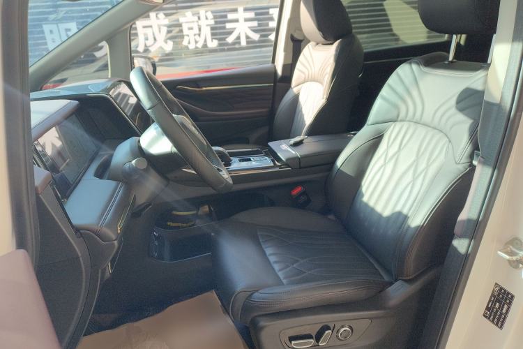 Used GAC Trumpchi M8 2024 Master Series 400T Ultimate Edition Left Front Seat