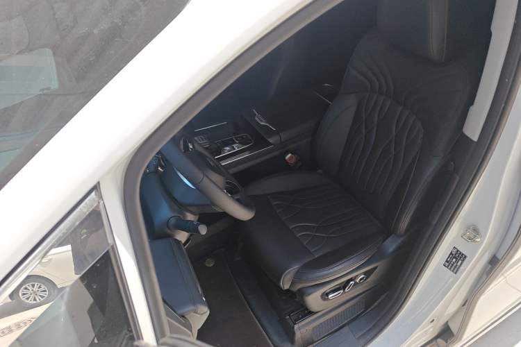 Used GAC Trumpchi M8 2024 Master Series 400T Ultimate Edition Left Front Seat
