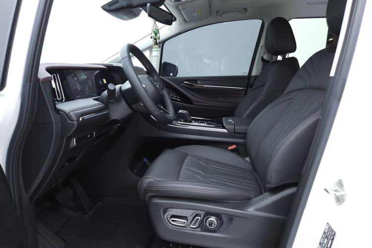 Used GAC Trumpchi M8 2024 Master Series 400T Ultimate Edition Left Front Seat
