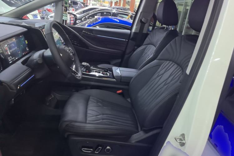 Used GAC Trumpchi M8 2024 Master Series 400T Ultimate Edition Left Front Seat