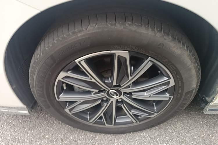 Used GAC Trumpchi M8 2024 Master Series 400T Ultimate Edition Left Front Wheel Hub
