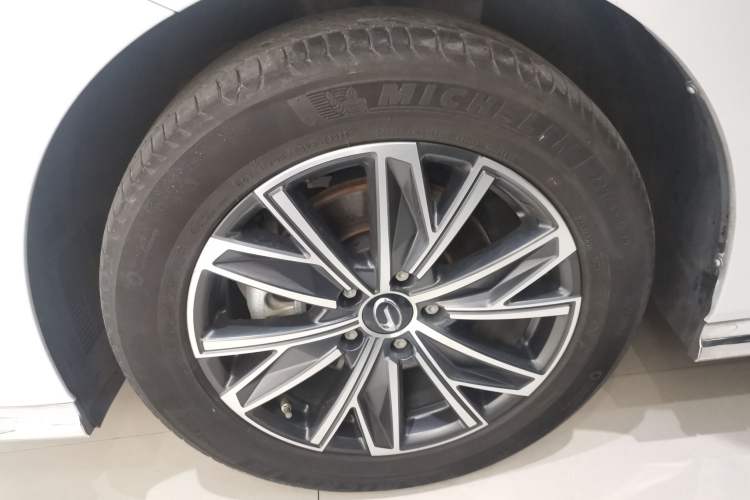 Used GAC Trumpchi M8 2024 Master Series 400T Ultimate Edition Left Front Wheel Hub