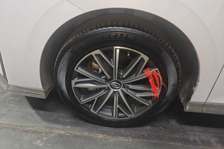 Used GAC Trumpchi M8 2024 Master Series 400T Ultimate Edition Left Front Wheel Hub