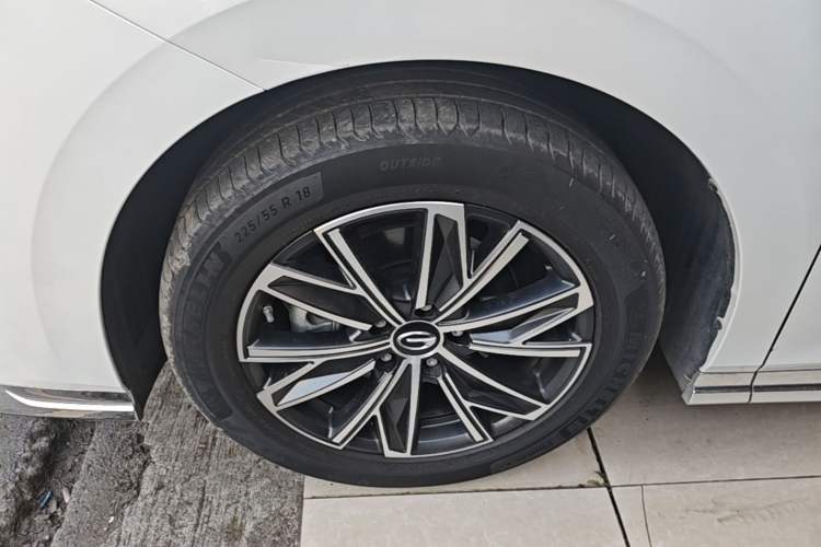 Used GAC Trumpchi M8 2024 Master Series 400T Ultimate Edition Left Front Wheel Hub