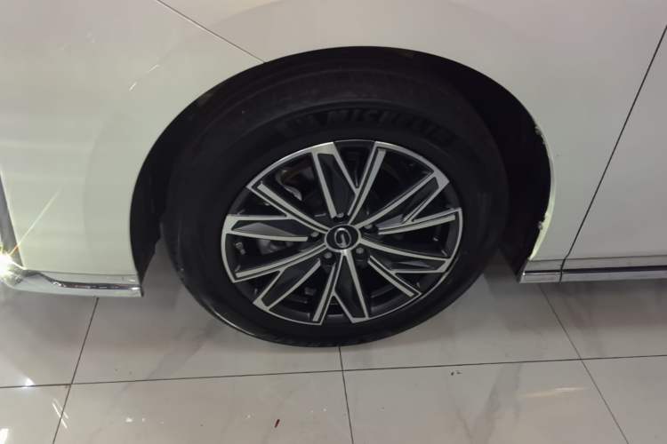 Used GAC Trumpchi M8 2024 Master Series 400T Ultimate Edition Left Front Wheel Hub