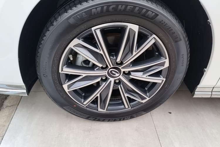 Used GAC Trumpchi M8 2024 Master Series 400T Ultimate Edition Left Front Wheel Hub