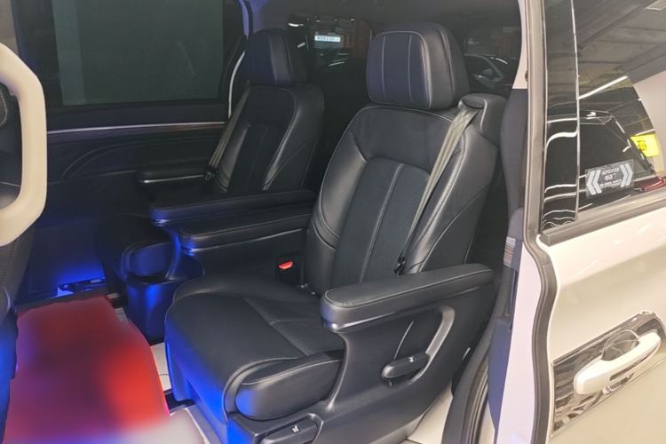 Used GAC Trumpchi M8 2024 Lingxiu Series 390T Deluxe Edition Left Rear Seat