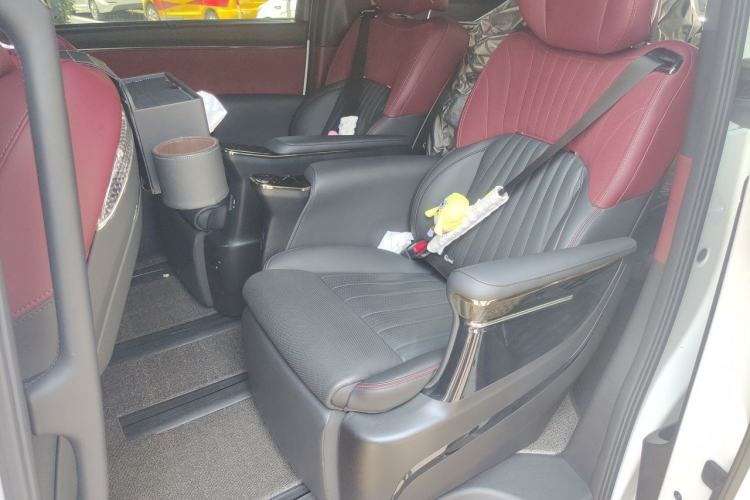 Used GAC Trumpchi M8 2024 Zongshi Series 400T Pioneer Edition Left Rear Seat