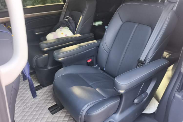 Used GAC Trumpchi M8 2024 Lingxiu Series 390T Deluxe Edition Left Rear Seat
