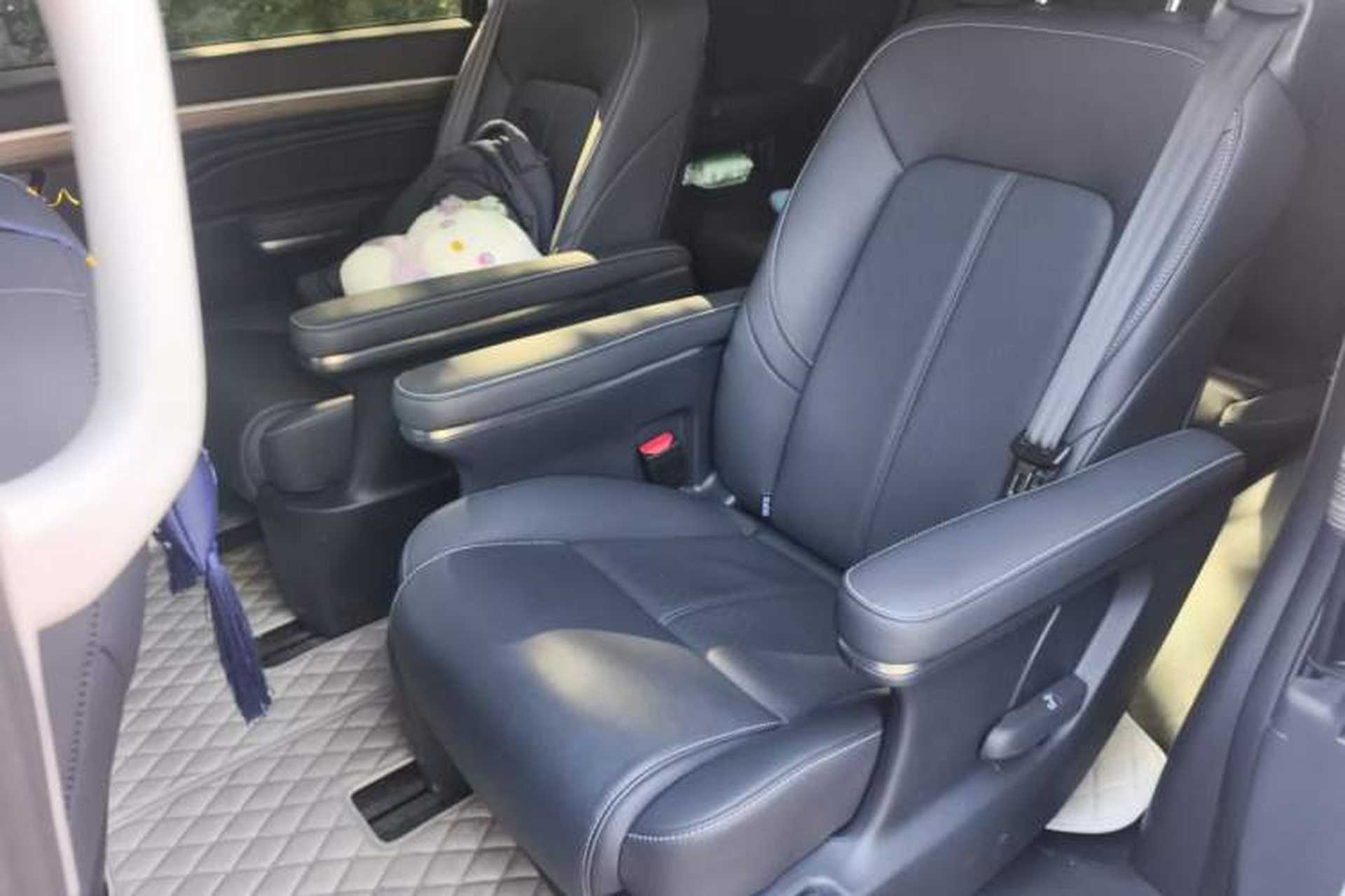Used GAC Trumpchi M8 2024 Lingxiu Series 390T Deluxe Edition Left Rear Seat
