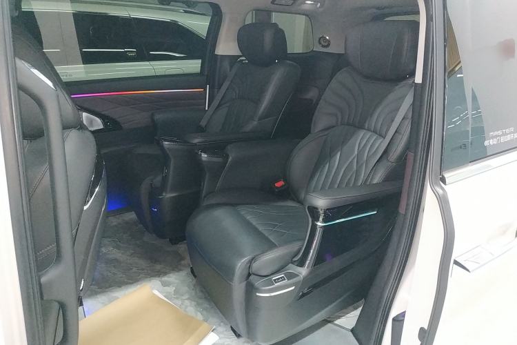 Used GAC Trumpchi M8 2024 Master Series 400T Ultimate Edition Left Rear Seat