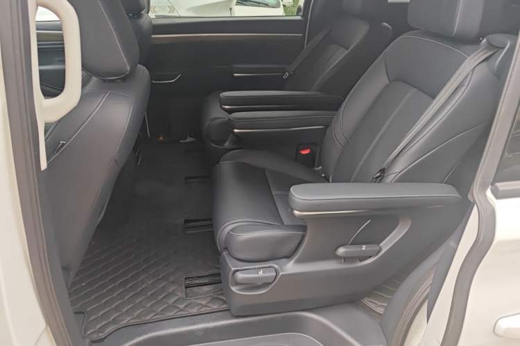 Used GAC Trumpchi M8 2024 Lingxiu Series 390T Deluxe Edition Left Rear Seat