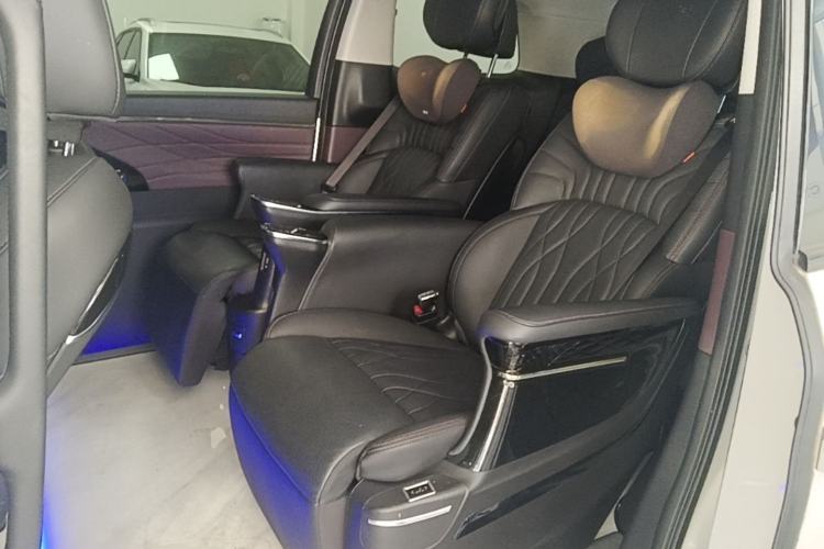 Used GAC Trumpchi M8 2024 Master Series 400T Ultimate Edition Left Rear Seat