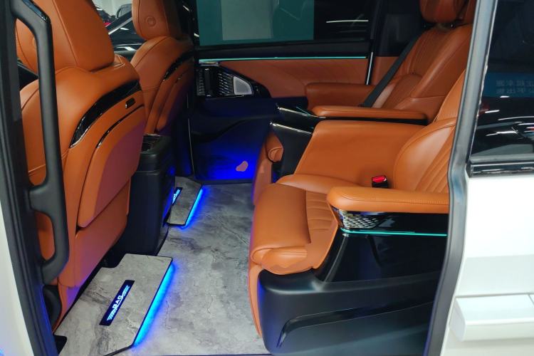 Used GAC Trumpchi M8 2024 Zongshi Series Dual-Motor YuZun Edition