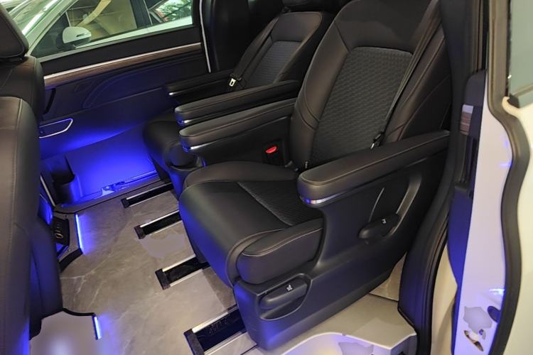 Used GAC Trumpchi M8 2024 Lingxiu Series 390T Luxury Edition Left Rear Seat