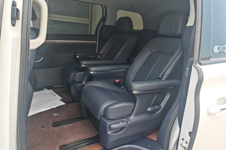 Used GAC Trumpchi M8 2024 Lingxiu Series 390T Deluxe Edition Left Rear Seat