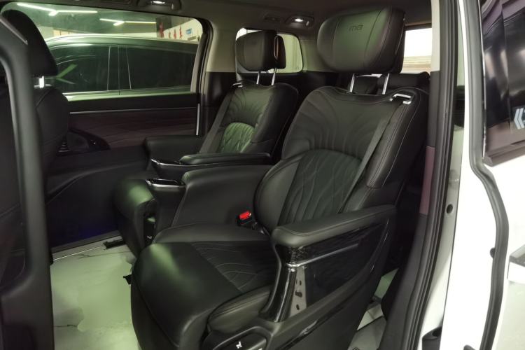 Used GAC Trumpchi M8 2024 Master Series 400T Prestige Edition Left Rear Seat