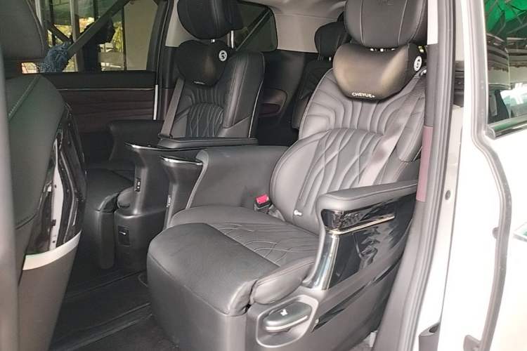 Used GAC Trumpchi M8 2024 Master Series 400T Ultimate Edition Left Rear Seat