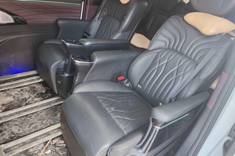 Used GAC Trumpchi M8 2024 Master Series 400T Ultimate Edition Left Rear Seat