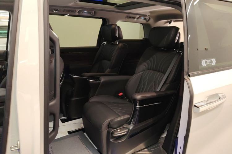 Used GAC Trumpchi M8 2024 Master Series 400T Ultimate Edition Left Rear Seat