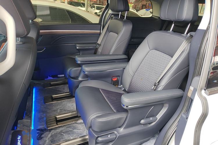 Used GAC Trumpchi M8 2024 Lingxiu Series 390T Luxury Edition Left Rear Seat