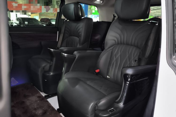 Used GAC Trumpchi M8 2024 Master Series 400T Prestige Edition Left Rear Seat