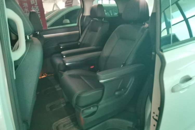 Used GAC Trumpchi M8 2024 Lingxiu Series 390T Luxury Edition Left Rear Seat