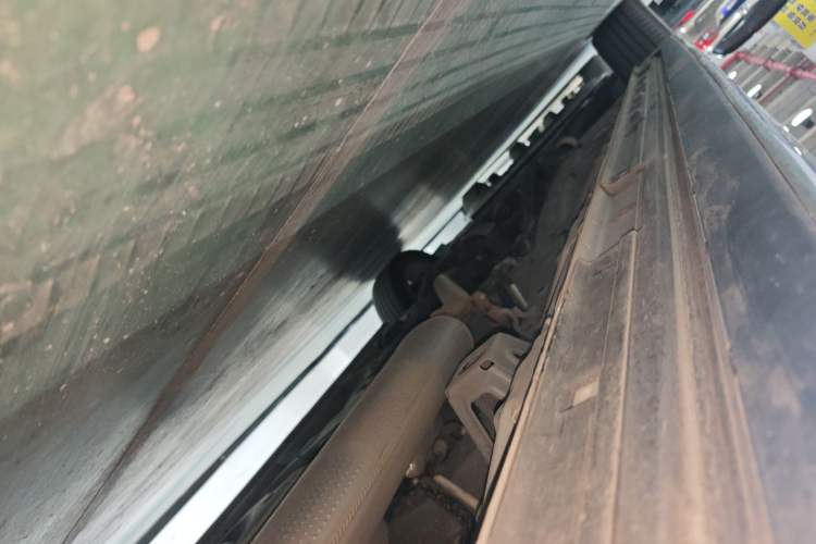 Used GAC Trumpchi M8 2024 Master Series 400T Prestige Edition Left Side Sill