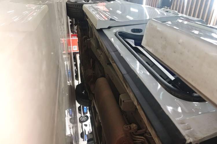 Used GAC Trumpchi M8 2024 Lingxiu Series 390T Deluxe Edition Left Side Sill