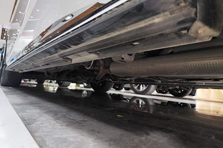 Used GAC Trumpchi M8 2024 Master Series 400T Prestige Edition Left Side Sill