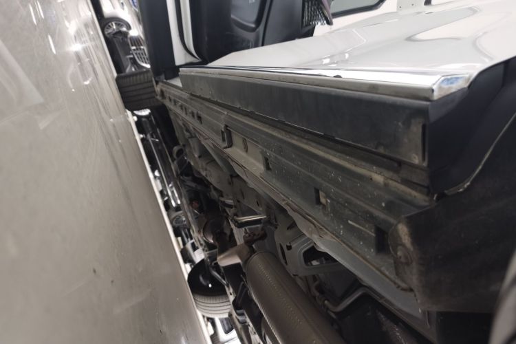 Used GAC Trumpchi M8 2024 Master Series 400T Prestige Edition Left Side Sill