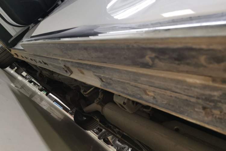Used GAC Trumpchi M8 2024 Master Series 400T Ultimate Edition Left Side Sill