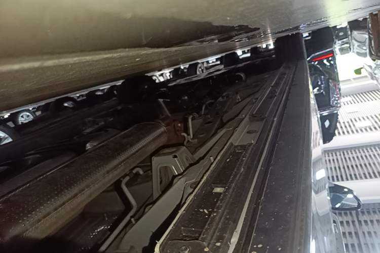 Used GAC Trumpchi M8 2024 Master Series 400T Ultimate Edition Left Side Sill