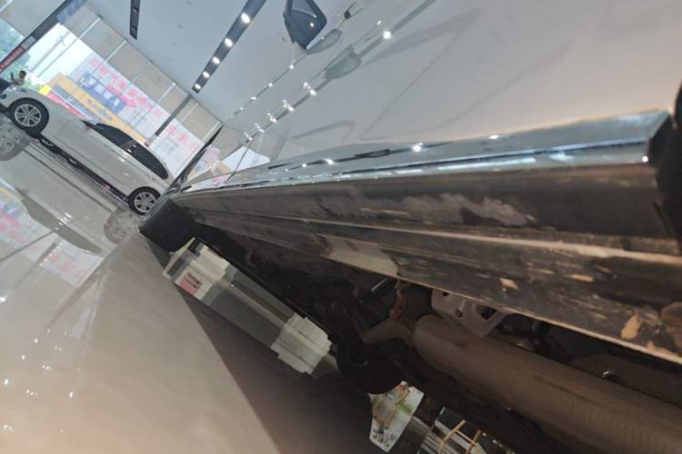 Used GAC Trumpchi M8 2024 Master Series 400T Prestige Edition Left Side Sill