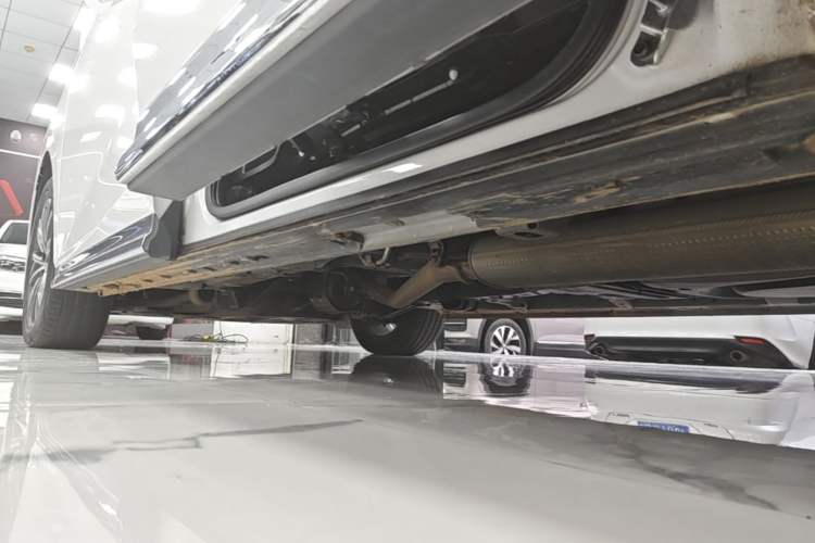 Used GAC Trumpchi M8 2024 Master Series 400T Ultimate Edition Left Side Sill